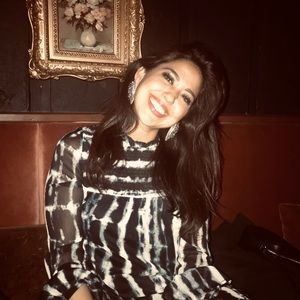 Meet your Posher, Ana